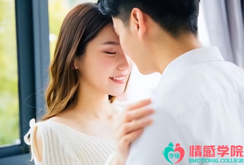 丈夫出轨妻子怎么办?挽回婚姻的三大技巧