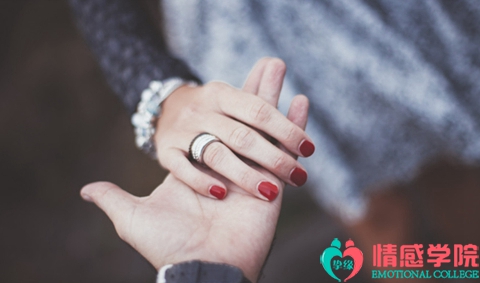 妻子出轨男人离婚怎么挽回？