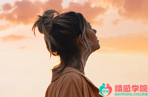 男方出轨抛妻弃子?快速分离第三者的方法