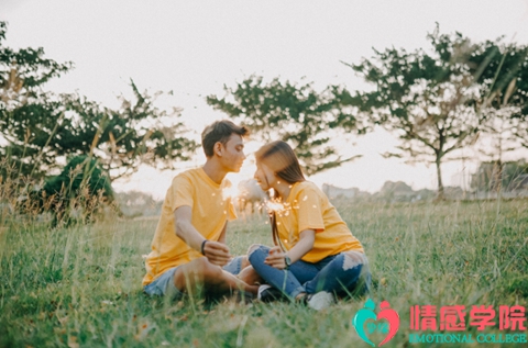 老公出轨怎么办?简单几招让你重获爱情